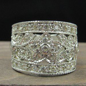 Size 6 Silver Tone Rustic Floral CZ Gem Band Ring